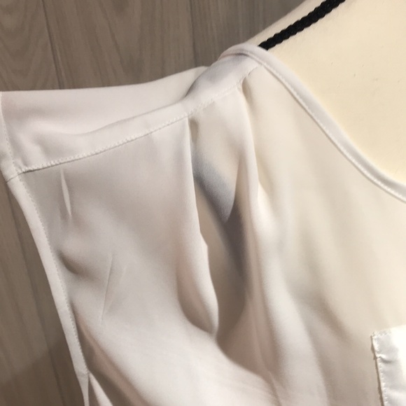 A’jumma sleeveless white semi sheer blouse size 3X - Picture 3 of 15